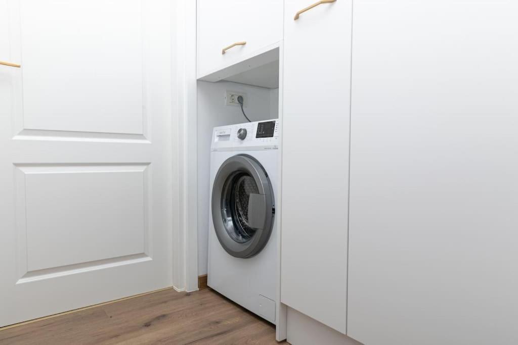 Enescu 3 City Center Flat Temesvár Kültér fotó